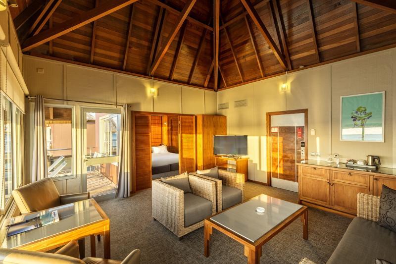 เอสกาปาด ไอส์แลนด์ รีสอร์ต Hotel นูเมีย ภายนอก รูปภาพ